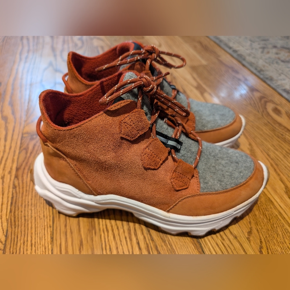 Sorel Womens Size 9 Boot